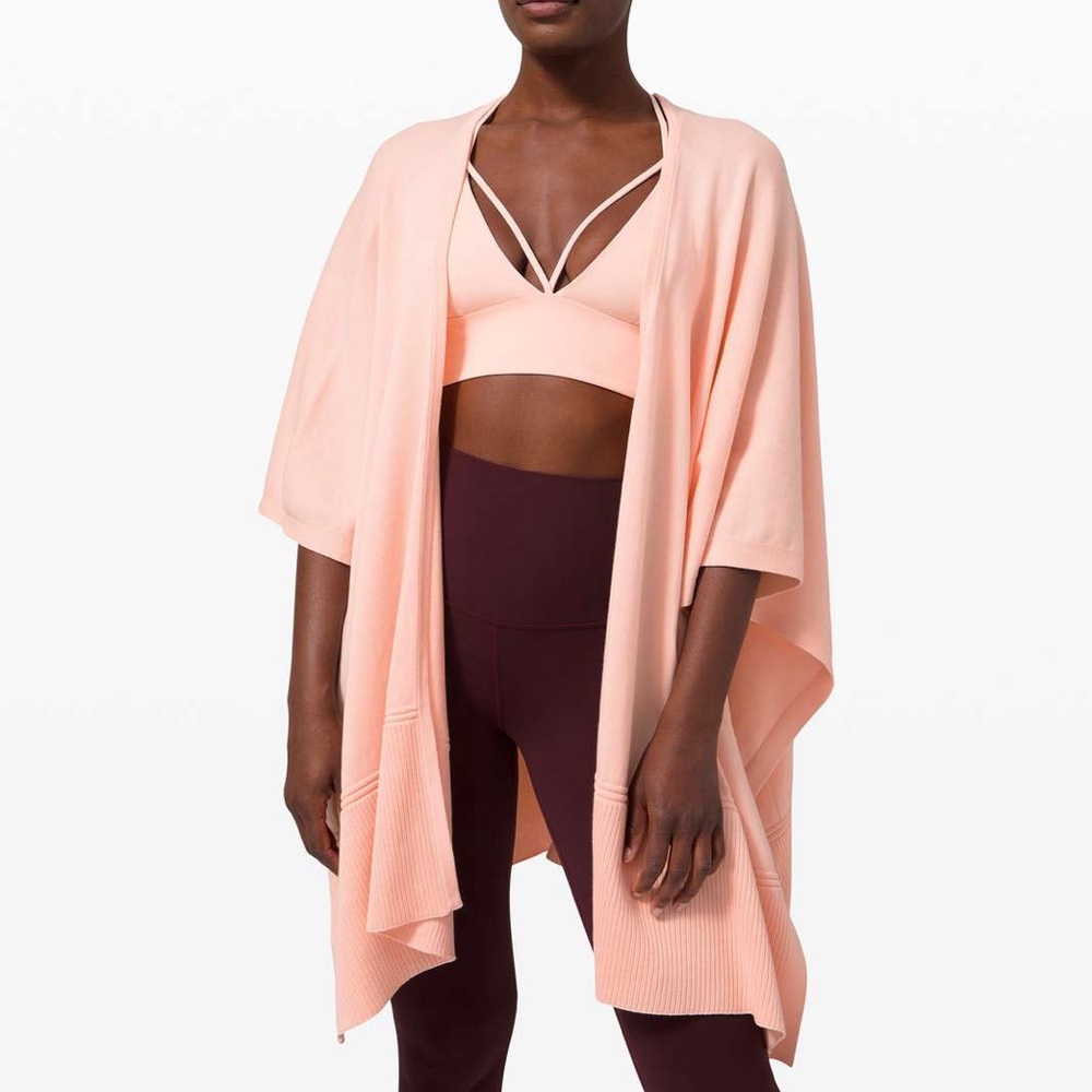 Lululemon Key to Warmth Wrap in Ballet Slipper